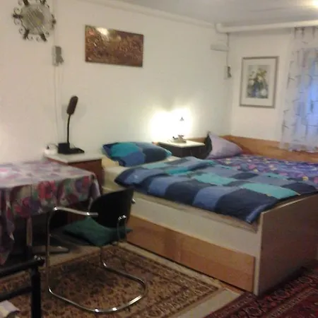 Stuttgart-monchfeld Apartamento *